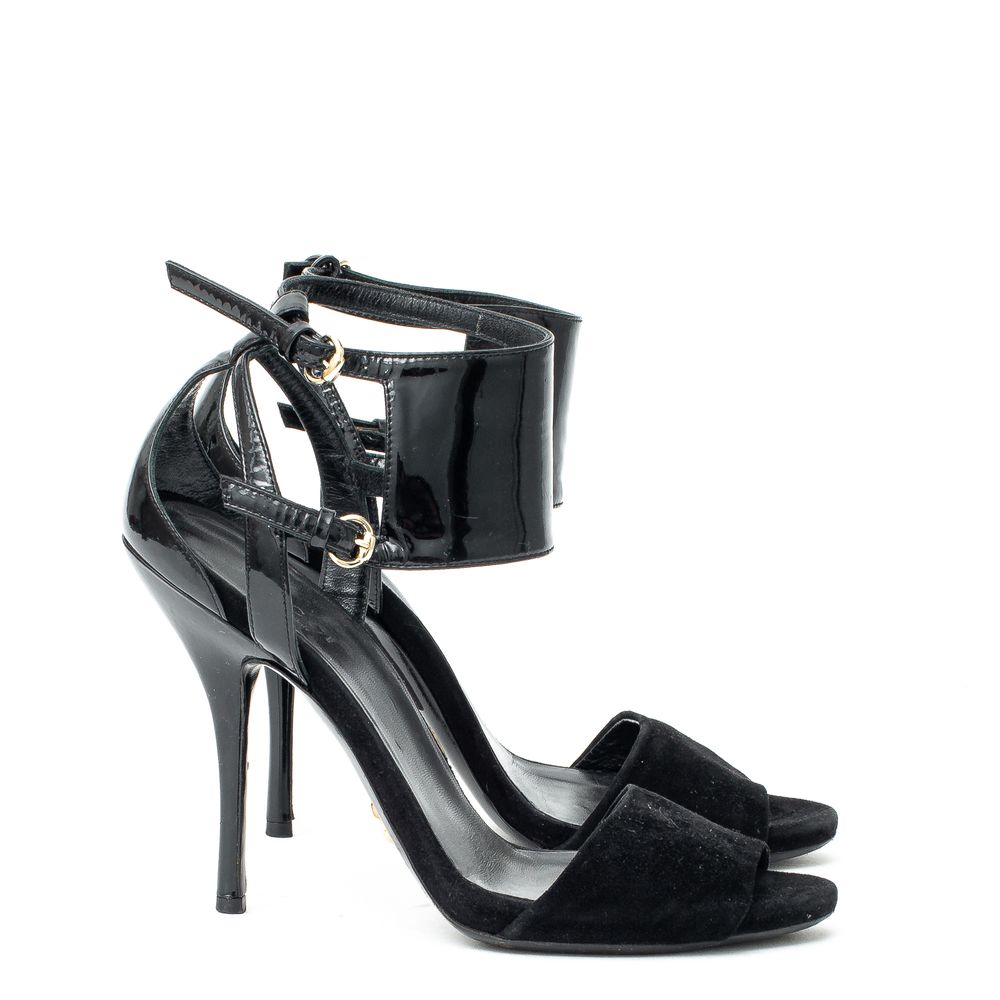 sandalia gucci preta