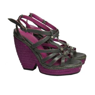 Wedge-platform-Balenciaga-Arena-in-Gray-Leather-and-Purple-Heels