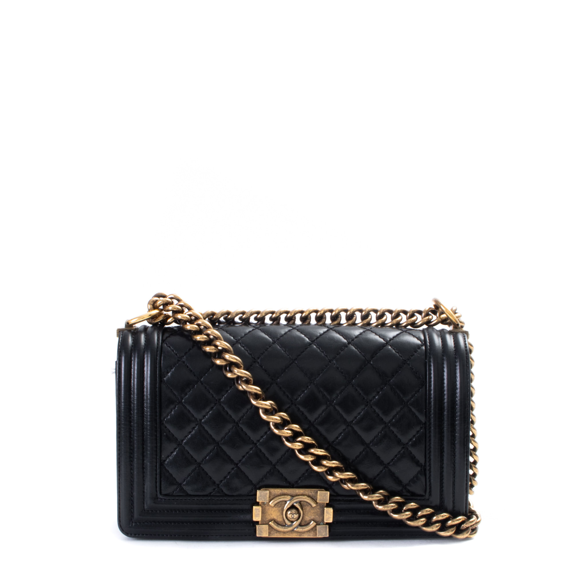 black chanel boy bolsa with gold hardware