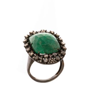 Zeni-Emerald-Ring