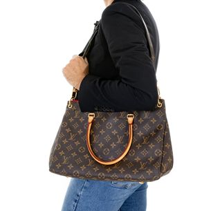 louis vuitton pallas handbolsa