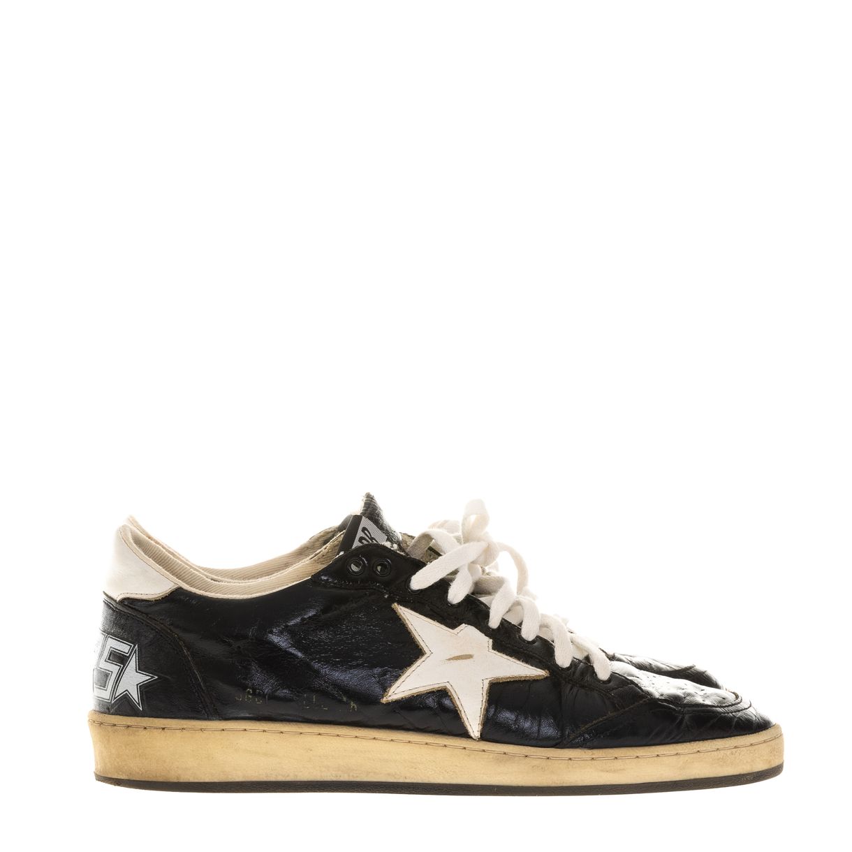 Tênis Golden Goose Ballstar Preto Brechó de luxo prettynew